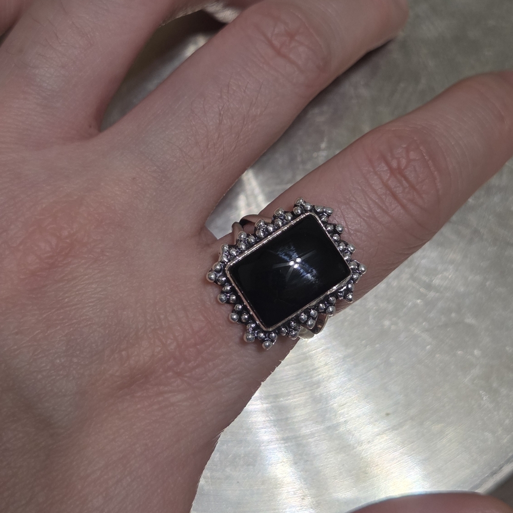 Sterling Silver Onyx Stone Ring - Picture 3 of 8
